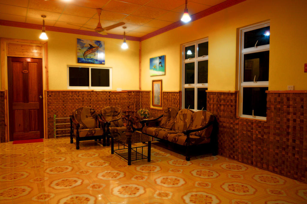 Shadow Palm Hotel Maafushi Exterior foto